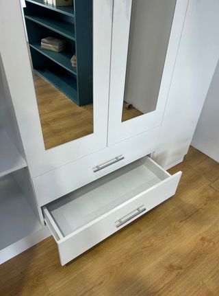 Armario 4 puertas con cajones ¡PÁGALO EN CASA!