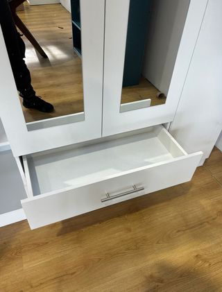 Armario 4 puertas con cajones ¡PÁGALO EN CASA!