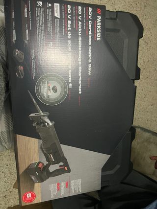 Sierra Sable Parkside con Batería y Cargador