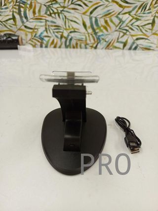 Base carga 2 mandos PS4 - iplay