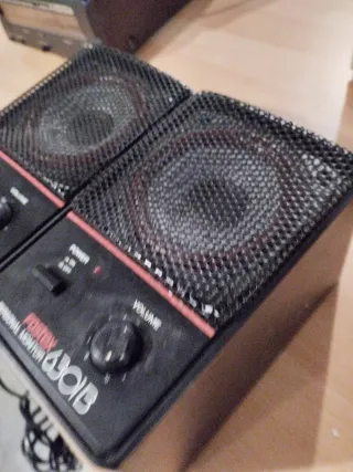 Pareja Altavoces Fostex 6301B Monitor