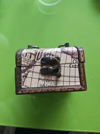 Baúl pequeño decorativo mapa antiguo