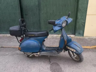 Vespa 200 DN Azul