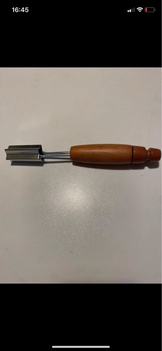 Utensile da cucina legno e metallo