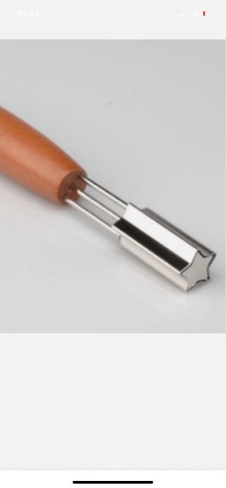 Utensile da cucina legno e metallo