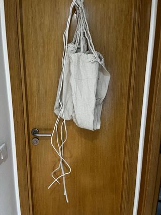 Hamaca beige con cuerdas