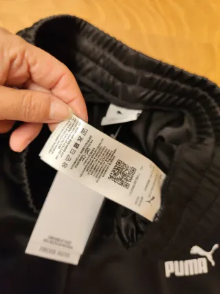 Pantalón Puma Negro y Blanco