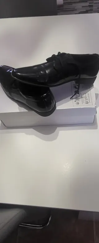 Scarpe eleganti nere per bambini