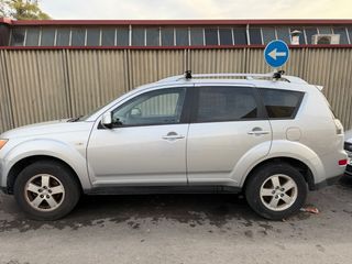 Mitsubishi Outlander 2008