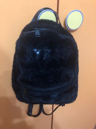 Zaino nero peloso con scritta pyrex brillantinata