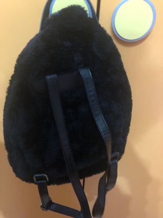 Zaino nero peloso con scritta pyrex brillantinata