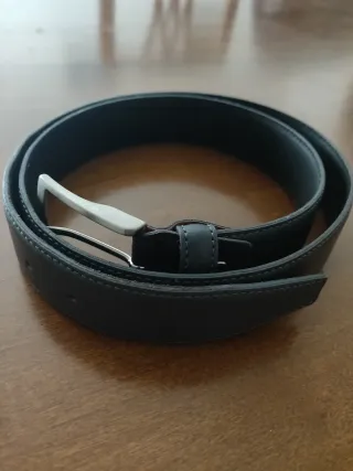 Cintura in pelle con fibbia argento