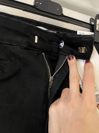 Pantalón vaquero negro Zara (Split Skinny)