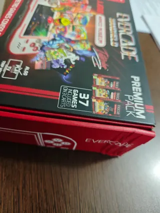 Consola Portátil Evercade OG + 2 Cartuchos