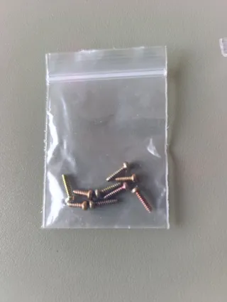 Carcasa y Botones Originales Game Boy Color Morada