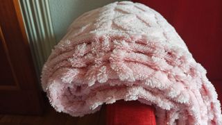 Manta polar rosa 1.50x2m