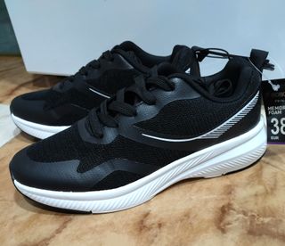 Zapatillas deporte nuevas 38