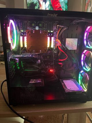 PC Servidor/Gamer con RGB