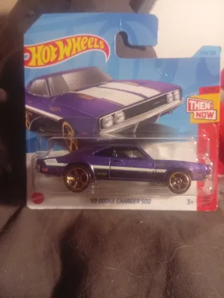 Coche Hot Wheels '69 Dodge Charger 500 Morado