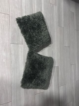 2 Cojines de pelo verde grisáceo