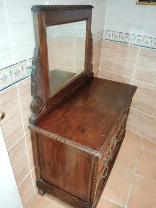 Mueble tocador antiguo de madera
