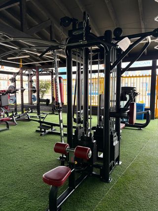 MAQUINAS DE GIMNASIO