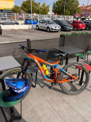 Giant Reign 2017/2018