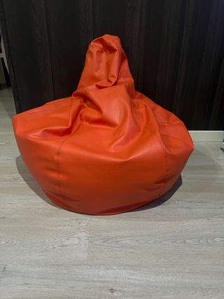 Puf in pelle sintetica arancione