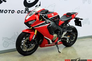 HONDA CBR 1000 RR FIREBLADE