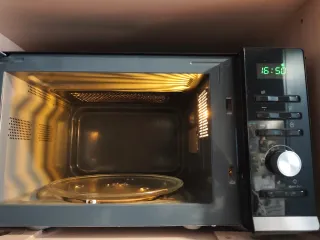 Microondas Candy Negro