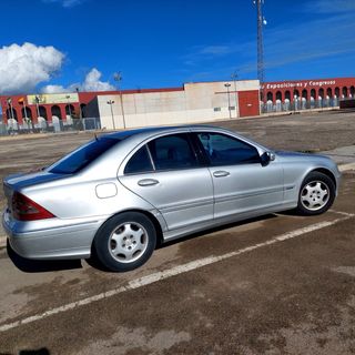 Mercedes-Benz Clase C 2002