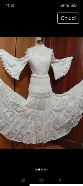 Completo pizzo trine e merletti con sottogonna