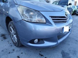 Paragolpes toyota 521190f916 verso - 2.0 mt 227906