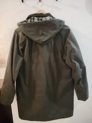 Abrigo Walker and Hawkes verde Talla S