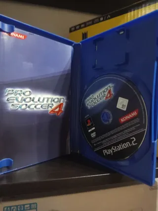 Pro Evolution Soccer 4 PS2