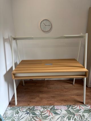 Escritorio madera y acero