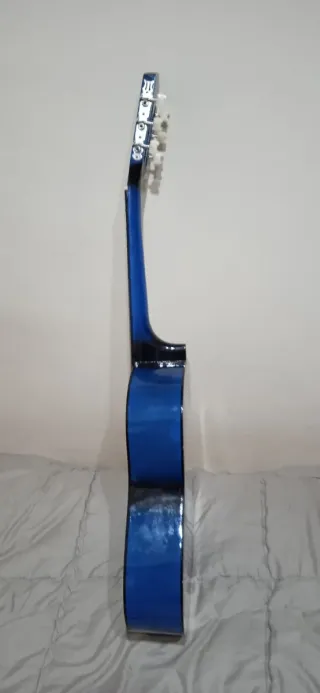 Guitarra para niño azul con funda