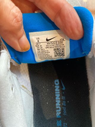 2 Paia di Scarpe Sportive Nike Uomo/Donna