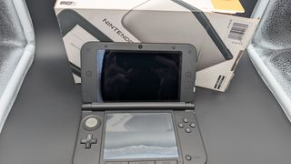 Nintendo 3DS XL Grigio+Nero con Scatola