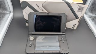 Nintendo 3DS XL Grigio+Nero con Scatola