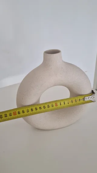 Jarrón Beige Cerámica Diseño Circular