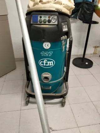Aspiradora CFM 127