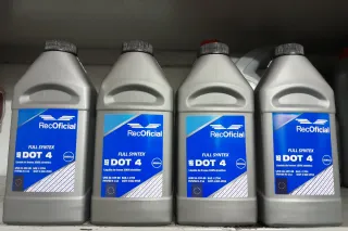 4 Botellas Líquido de Frenos/Embragues