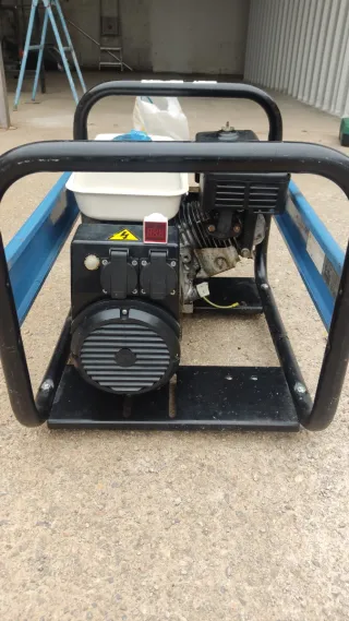 Generador grupo electrógeno SDMO HX2500