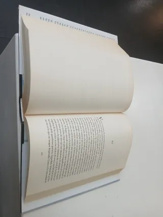 TIEMPO ENTRE COSTURAS, EL