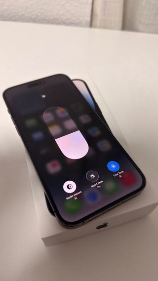 iPhone 14 Pro Max Viola