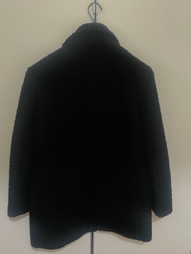 Abrigo negro Talla XS Oversize Stradivarius nuevo