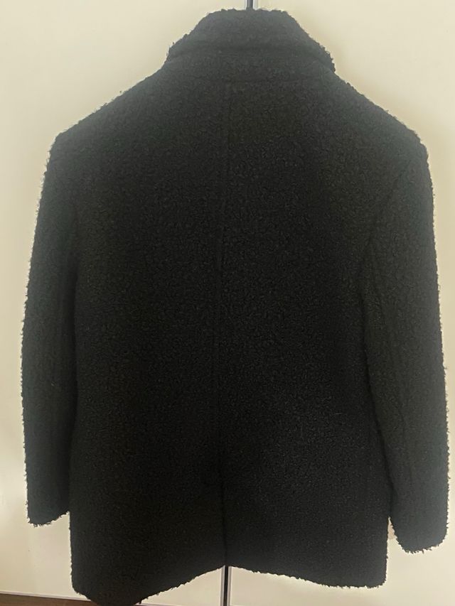 Abrigo negro Talla XS Oversize Stradivarius nuevo