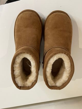 Botas UGG Classic Mini Castanhas