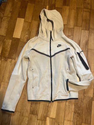 Chaqueta Nike Tech Fleece Beige Negra